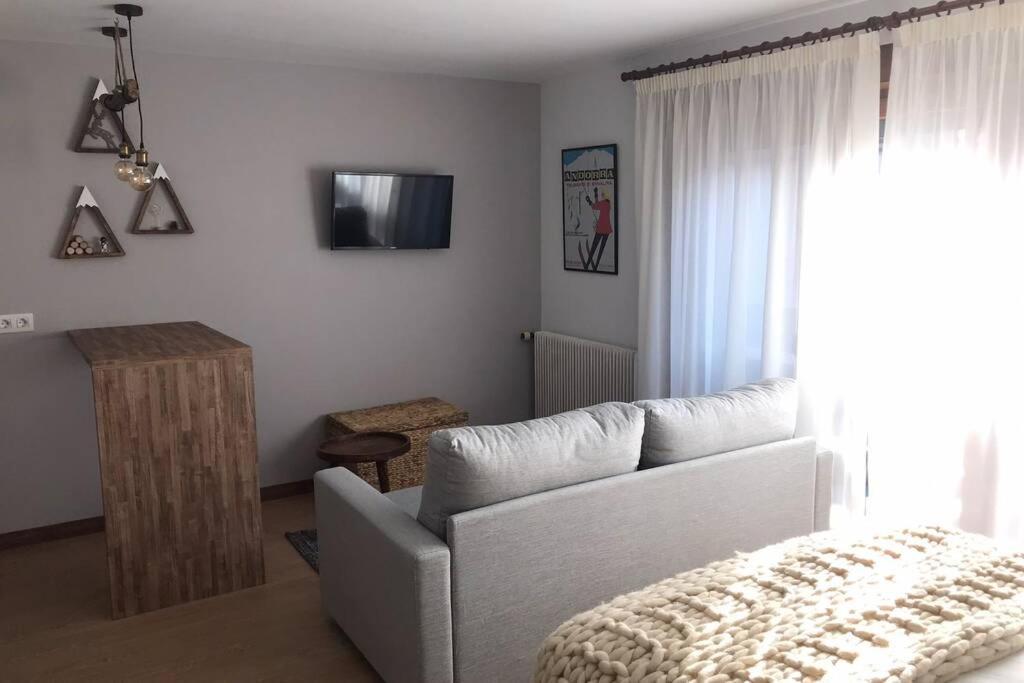 Roc , Fabuleux Studio, Belle Decoration Et Excellent Emplacement パス・デ・ラ・カサ エクステリア 写真
